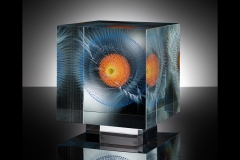 cosmic slap (2016) – 21x21x22 cm Optifloat, painted, glued, polished glass