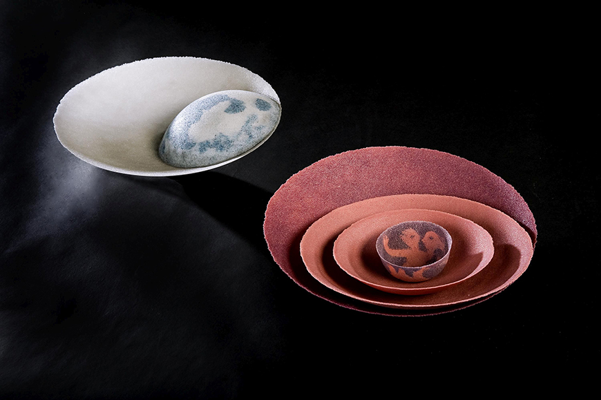 Moon Earth, Pâte de verre
