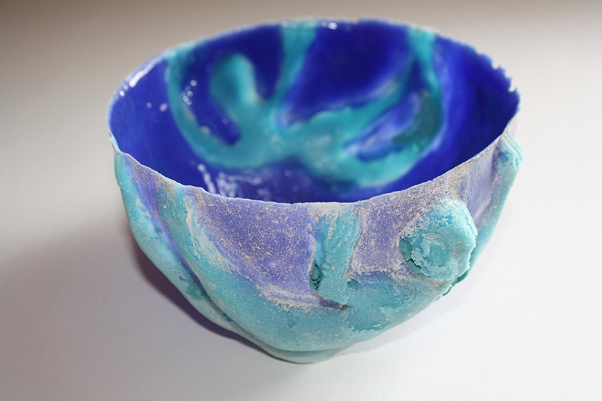 Boat People blue, Pâte de verre