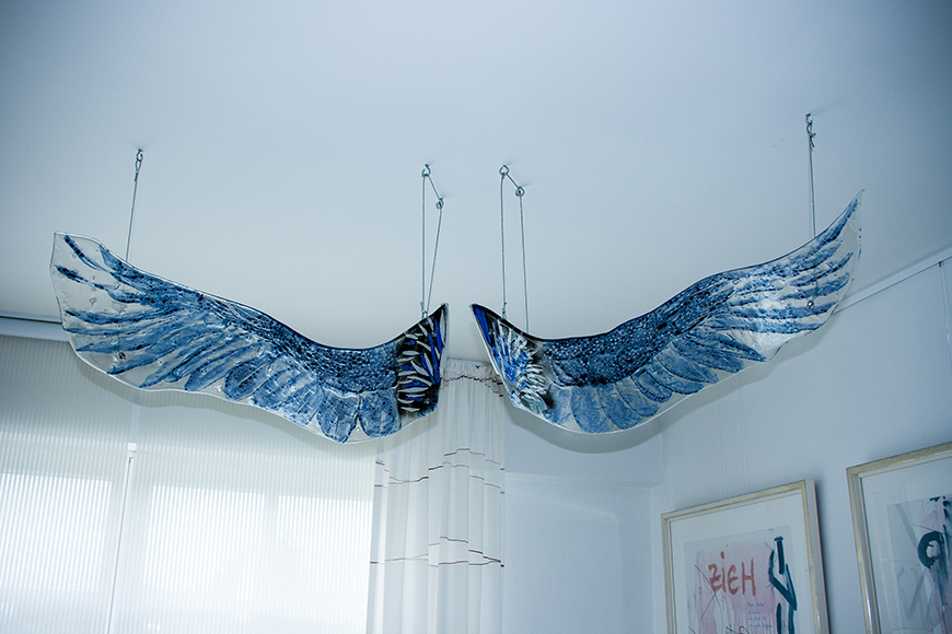 Pair of wings installation, fusing technique · 2018