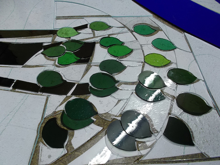 Section leaded glass detail 1