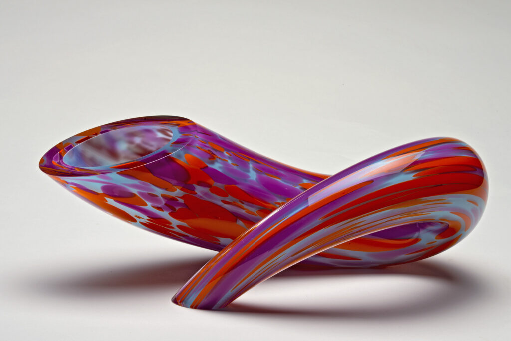 Völkel · "Tube" <br/>28 x 15 x 18 cm · © Sabine Mattstedt