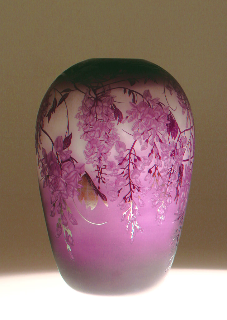 Wisteria · 2023 · 175x260 · © Dongmin Lee